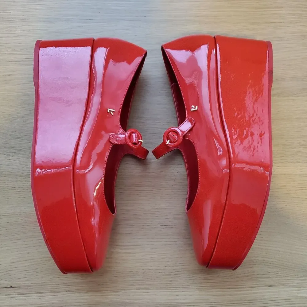 NEW Larroude Blair Flatform Red Patent Leather Platform Mary Janes